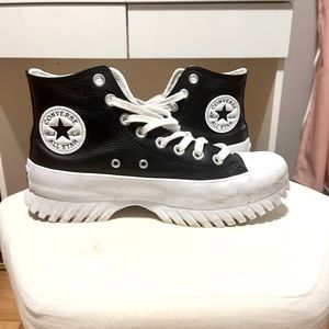 🎱 Chuck Taylor All Star Lugged 2.0 Leather High Tops 🎱